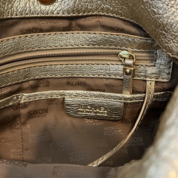 Michael Kors Austin Large Leather Satchel, Pale Gold - Picture 7 of 9